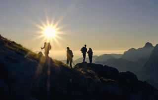 goodencenter-how-nature-benefits-mental-health-photo-of-a-group-on-top-of-a-mountain